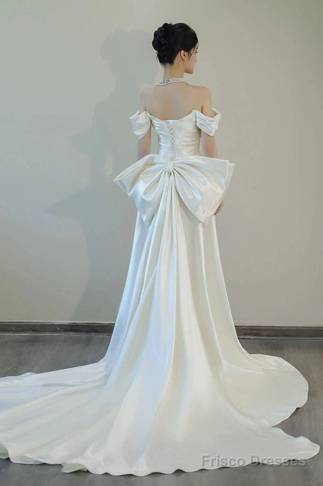 Unique Mermaid Off The Shoulder Pleats Short Sleeves Satin Wedding Dresses
