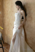 Unique Mermaid Strapless Pleats Long White Satin Wedding Dresses Brides Dress