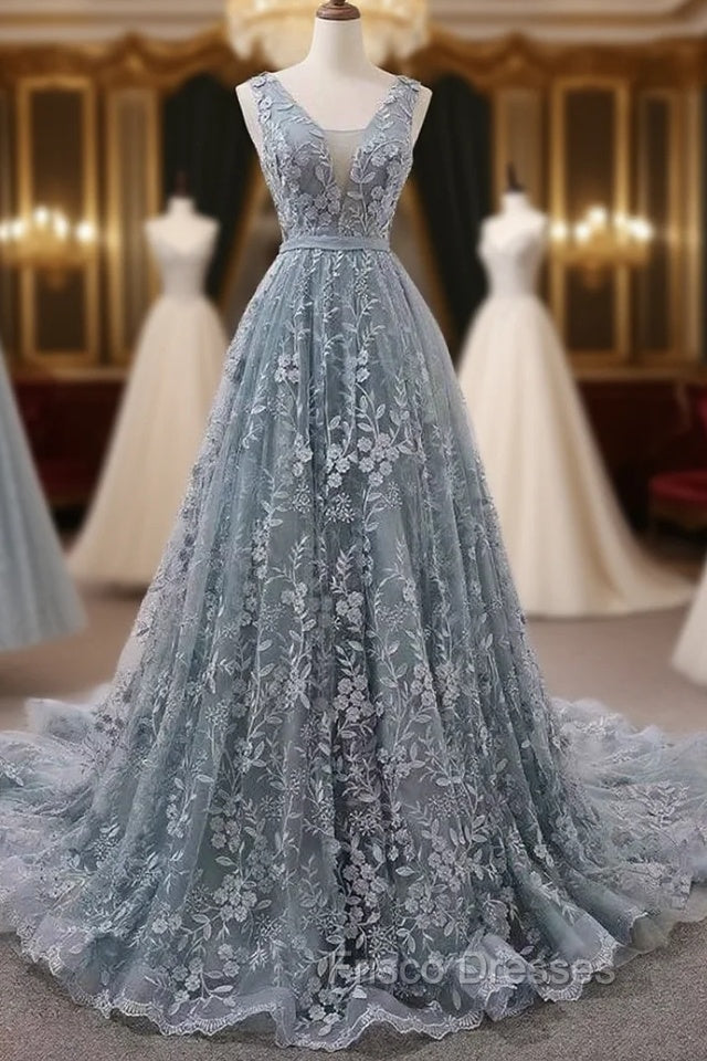 V-Neck Appliques Lace Wedding Dress With Chapel Train Main image