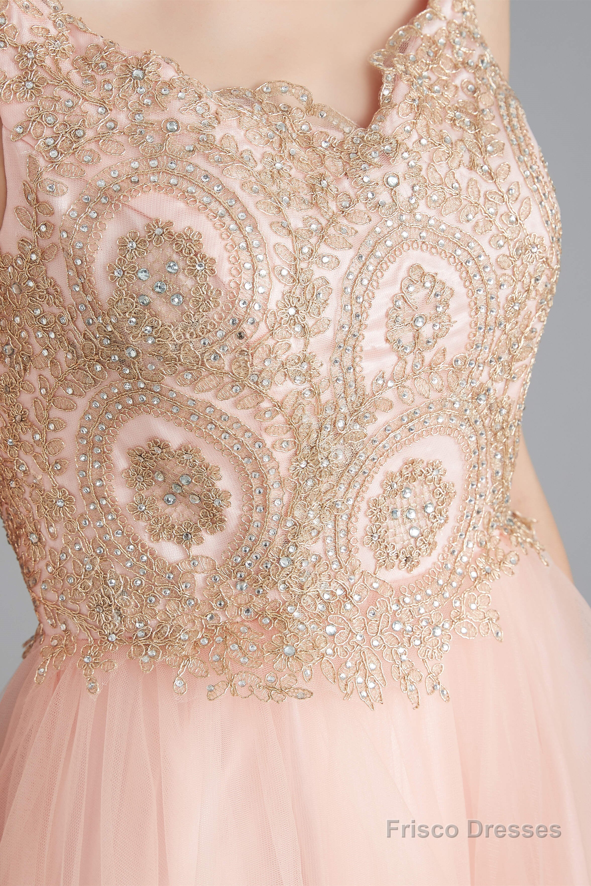 V-Neck Beaded Applique Asymmetrical Sleeveless Tulle Prom Dresses