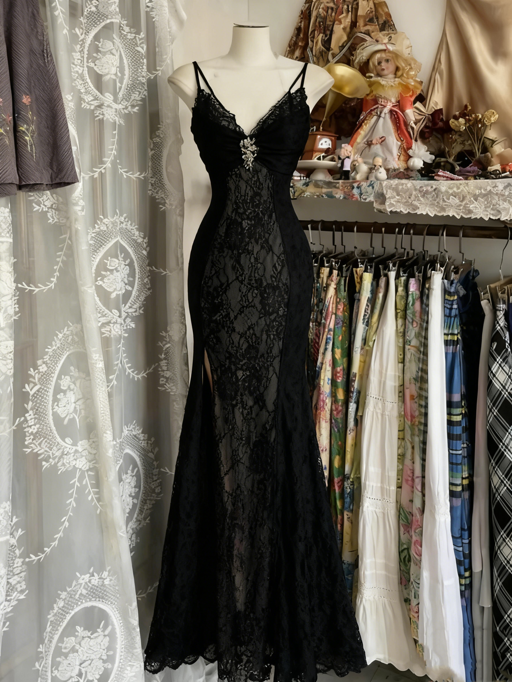 V Neck Lace Burgundy Prom Dress Vintage Mermaid Evening Party Gown Birthday Dress