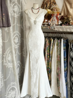 V Neck Lace Burgundy Prom Dress Vintage Mermaid Evening Party Gown Birthday Dress