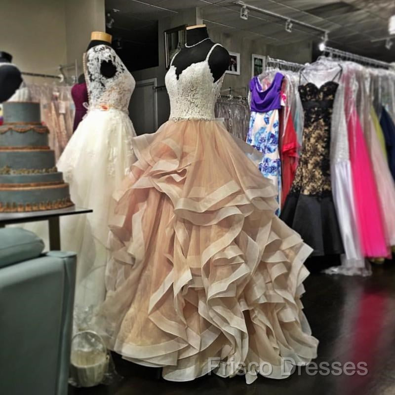 V Neck Organza Ruffles Champagne Wedding Dress Ball Gown Ivory Lace Appliques Secondary image