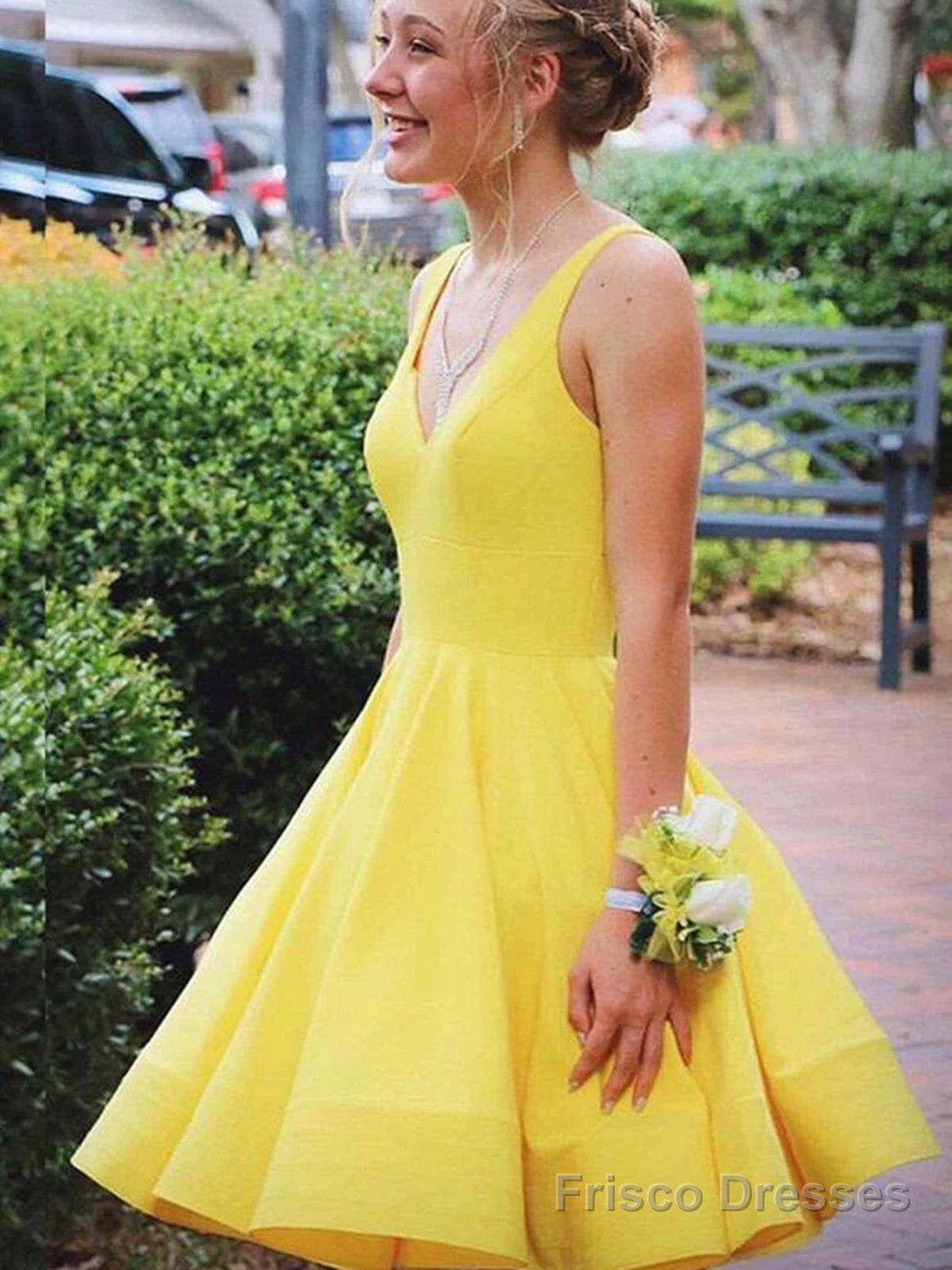 V Neck Short Yellow Prom Dresses, Short Yellow V Neck Graduation Homecoming Dresses Main image