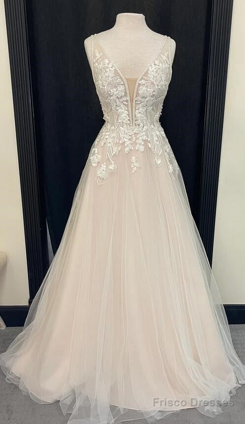 V-Neck Tulle A-Line Wedding Dress With Appliques Main image