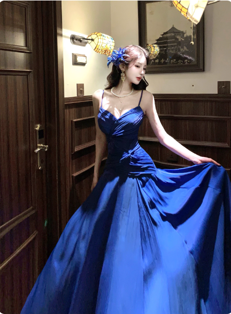 Vibrant Royal Blue A-Line Spaghetti Strap Knot-Embellished Chiffon Long Prom Dress Evening Dress Main image