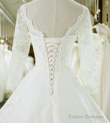 Vintage 1950S Lace Embroidery Ball Gowns Wedding Dresses Long Sleeves