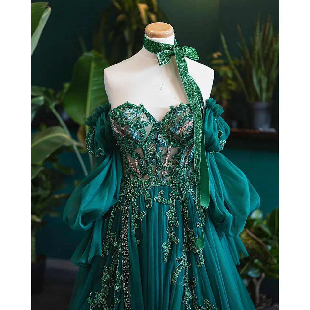 Vintage A Line Appliques Lace-Up A-Line Dark Green Tulle Prom Dresses Secondary image