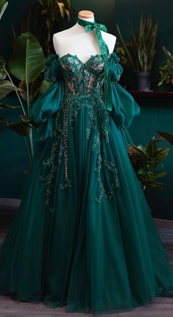 Vintage A Line Appliques Lace-Up A-Line Dark Green Tulle Prom Dresses Main image