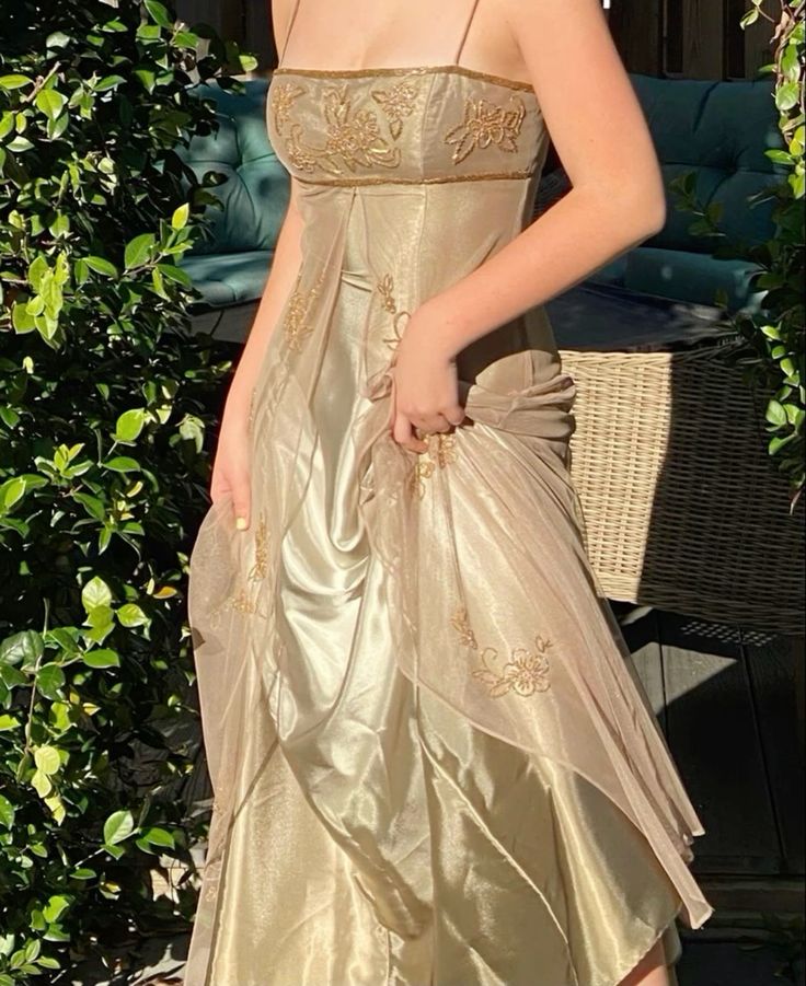 Vintage A Line Spaghetti Straps Gold Long Prom Dresses Party Evening Dress Main image