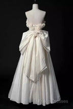 Vintage A Line Strapless Satin White Long Wedding Dress Brides Dress