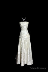 Vintage A Line Strapless White Lace Prom Gown Fairy Prom Dresses