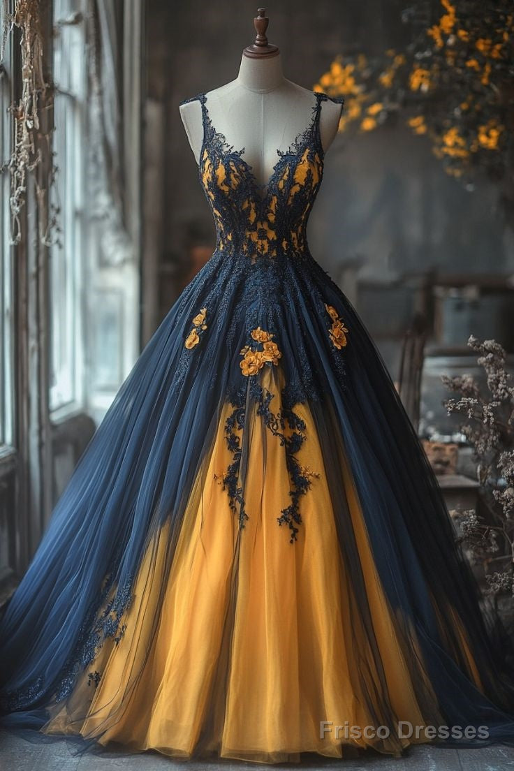 Vintage A-Line V-Neck Tulle Applique Long Prom Dress Lace Evening Dress Secondary image