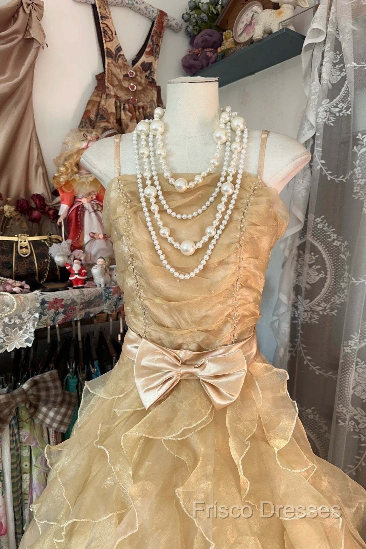 Vintage Ball Gown Spaghetti Straps Sleeveless Long Gold Formal Dress Formal Prom Dress Secondary image