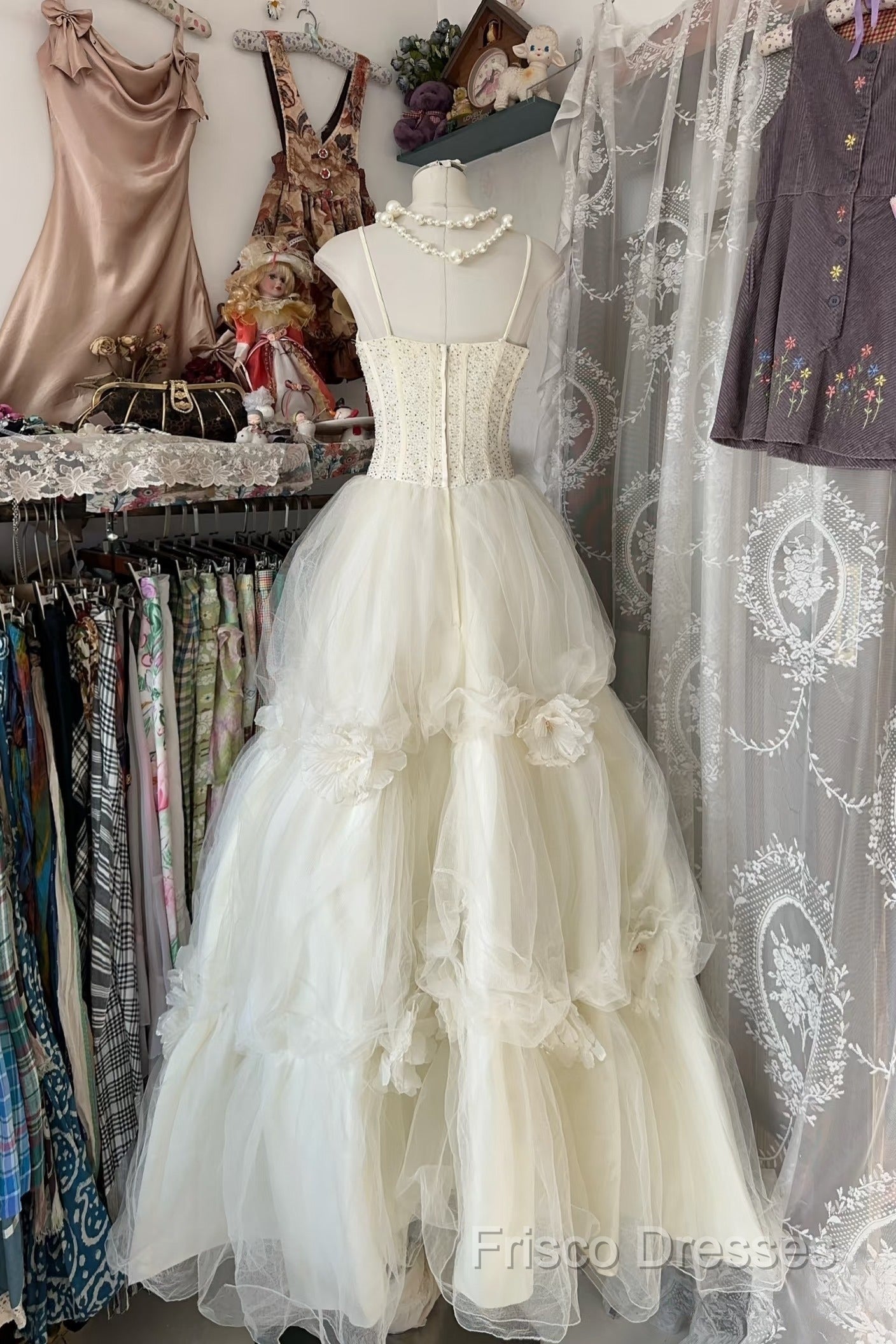 Vintage Ball Gown Spaghetti Straps Sleeveless Long White Formal Dress Formal Prom Dress