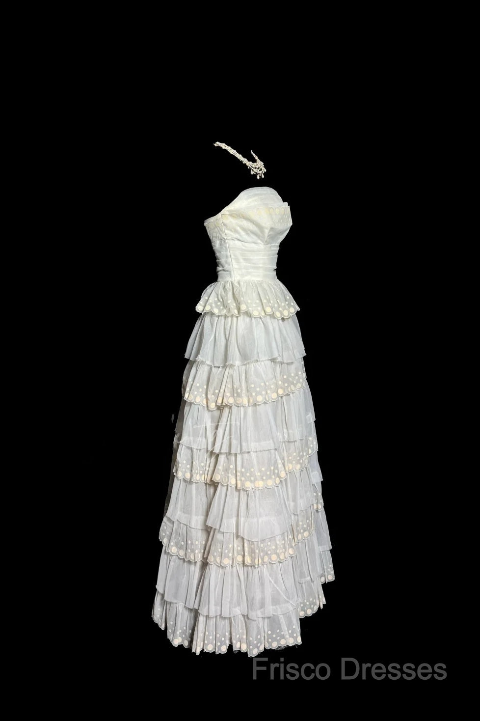 Vintage Ball Gown Strapless White Lace Formal Prom Gown Fairy Formal Prom Dress Secondary image