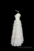 Vintage Ball Gown Strapless White Lace Formal Prom Gown Fairy Formal Prom Dress
