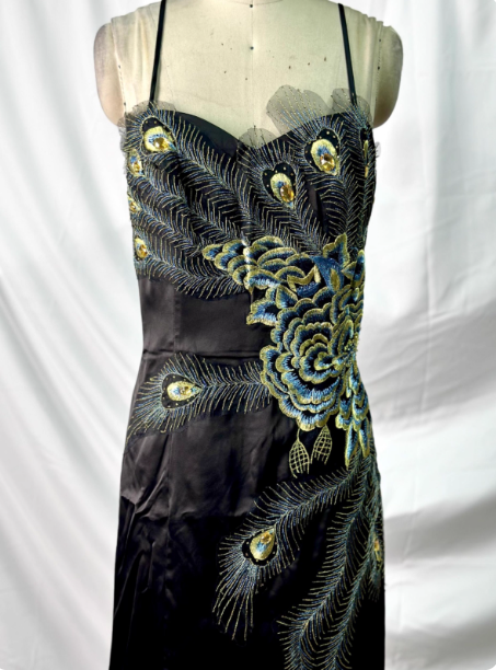 Vintage Black Peacock Feather Embroidered Slim-Fit Satin Long Prom Dress Evening Dress Secondary image
