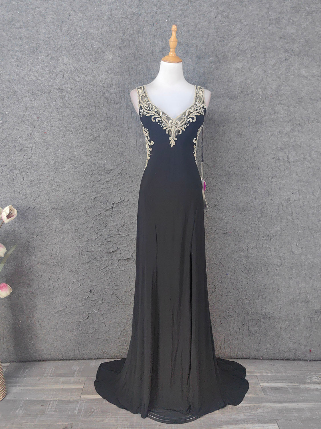 Vintage Black V-Neck Beaded Chiffon Long Prom Dress Evening Dress Main image