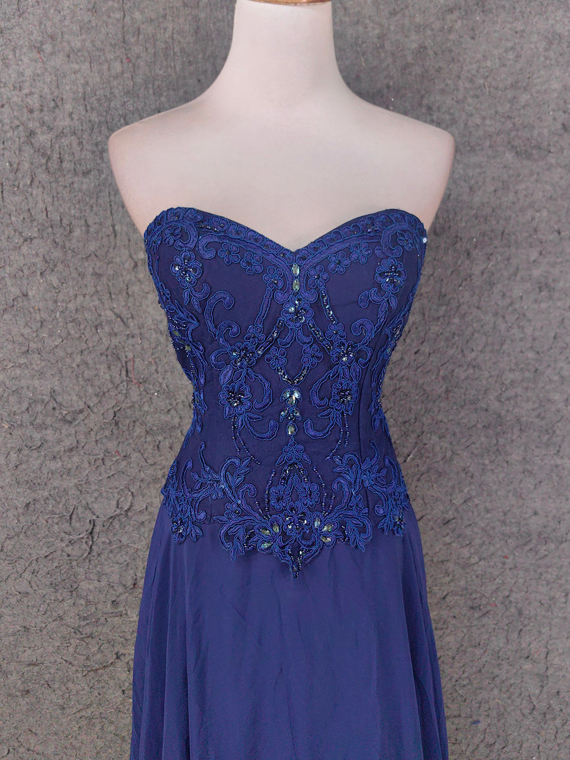 Vintage Blue Sweetheart Neck Embroidered Chiffon Long Prom Dress Evening Dress