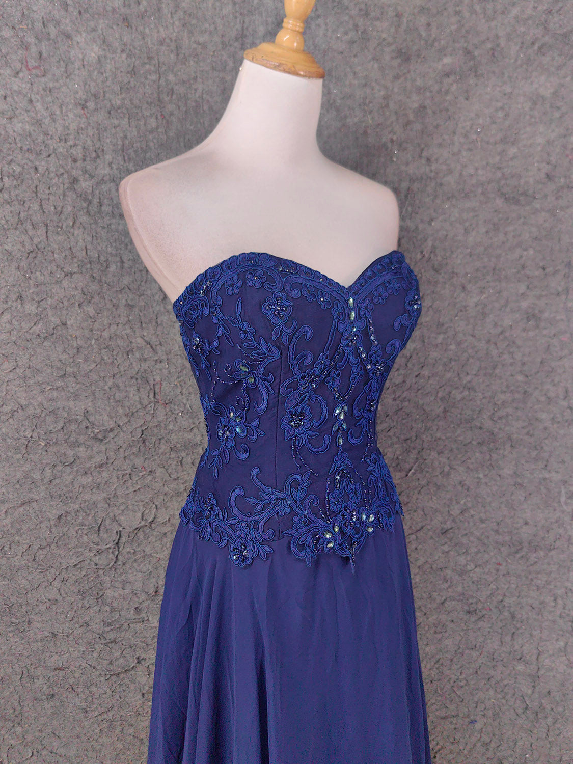 Vintage Blue Sweetheart Neck Embroidered Chiffon Long Prom Dress Evening Dress