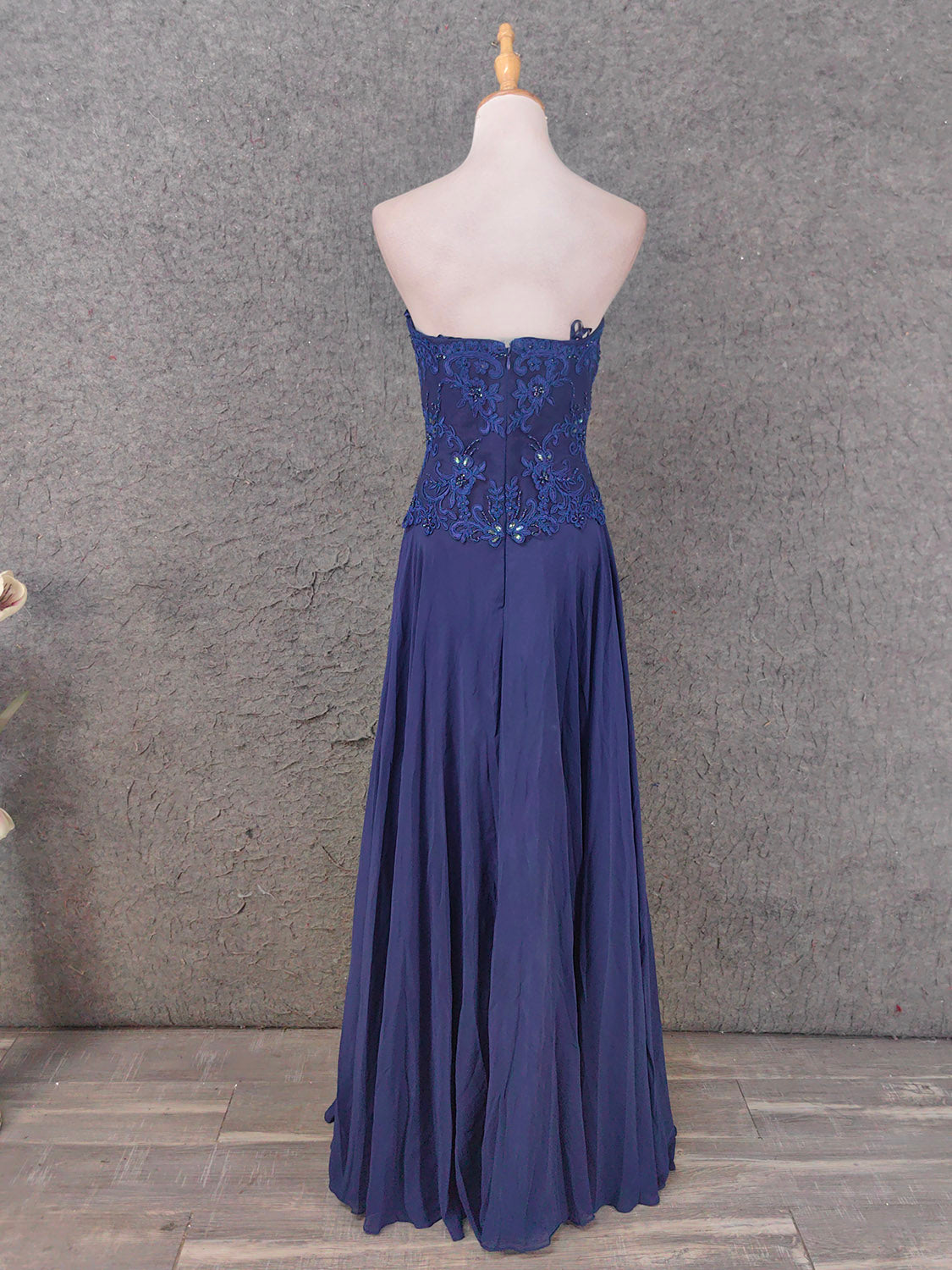 Vintage Blue Sweetheart Neck Embroidered Chiffon Long Prom Dress Evening Dress