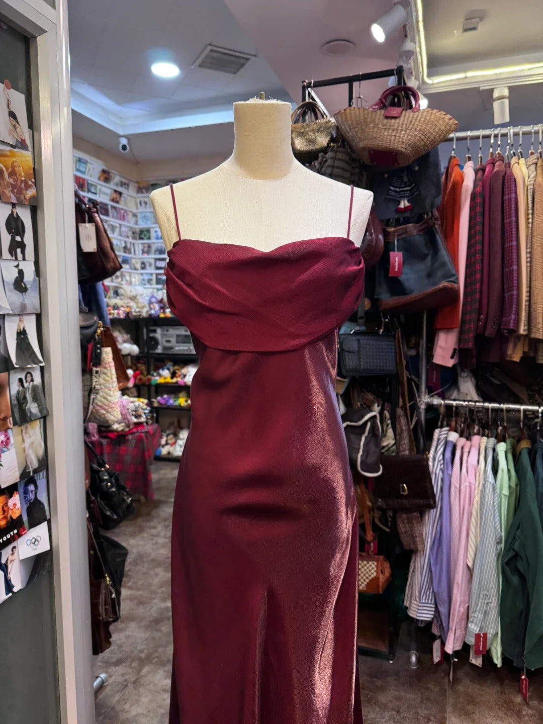 Vintage Burgundy Spaghetti Strap Halter Neck Satin Long Prom Dress Evening Dress
