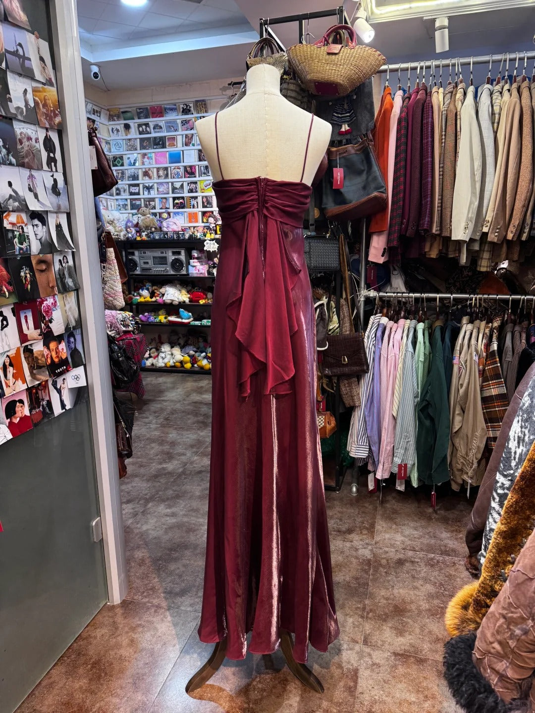 Vintage Burgundy Spaghetti Strap Halter Neck Satin Long Prom Dress Evening Dress