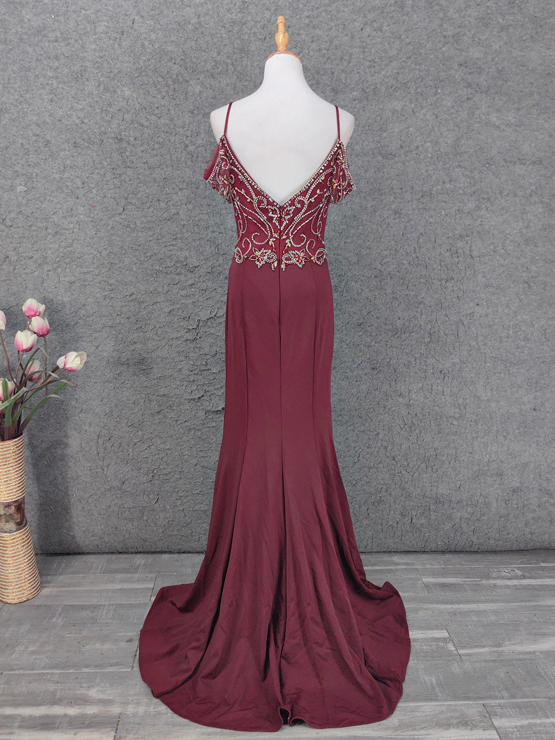 Vintage Burgundy Spaghetti Strap V-Neck Beaded Chiffon Long Prom Dress Evening Dress
