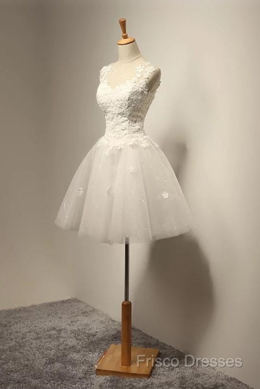 Vintage Cap Sleeves Short Tulle Lace Appliques Wedding Dress Secondary image