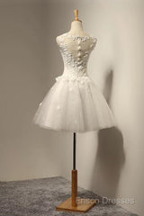 Vintage Cap Sleeves Short Tulle Lace Appliques Wedding Dress