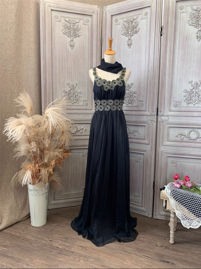 Vintage Court Black Embroidery Circular Pattern Black Diamond Chiffon Long Prom Dress Evening Dress Secondary image