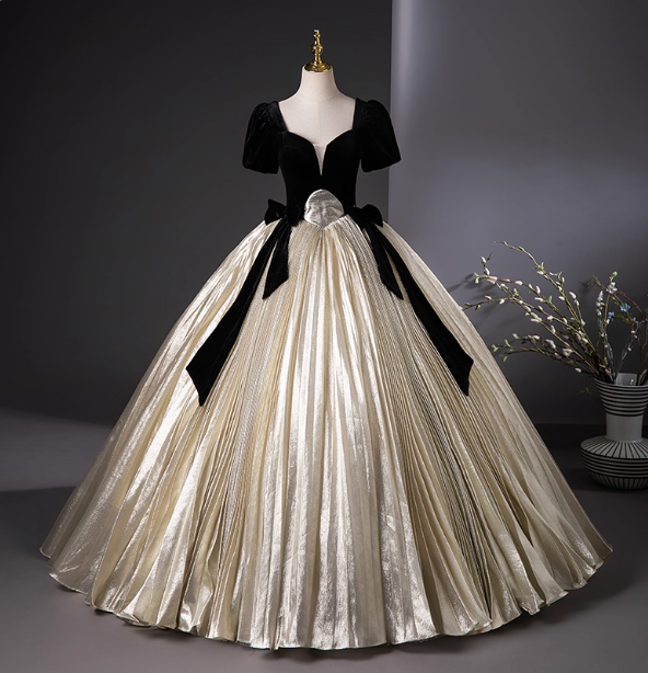 Vintage Court Black & Gold Color Block Bowknot Puff Sleeve Velvet Satin Ball Gown Evening Dress Sweet 16 Dress Main image
