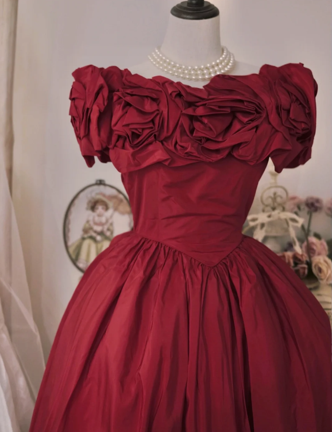 Vintage Court Red Bow Off-The-Shoulder Satin Ball Gown Evening Dress