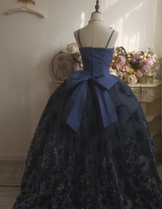 Vintage Elegant Navy Blue Bow Embroidered Train Tulle Ball Gown Evening Dress Sweet 16 Dress