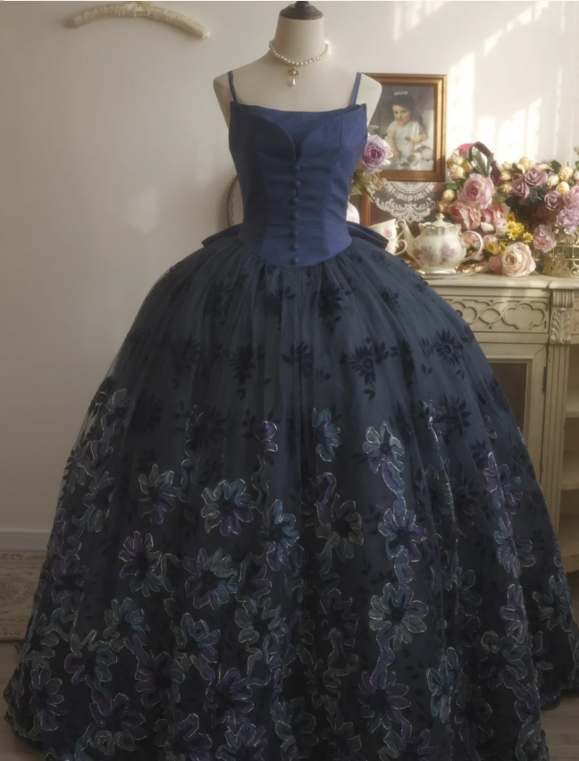 Vintage Elegant Navy Blue Bow Embroidered Train Tulle Ball Gown Evening Dress Sweet 16 Dress Main image