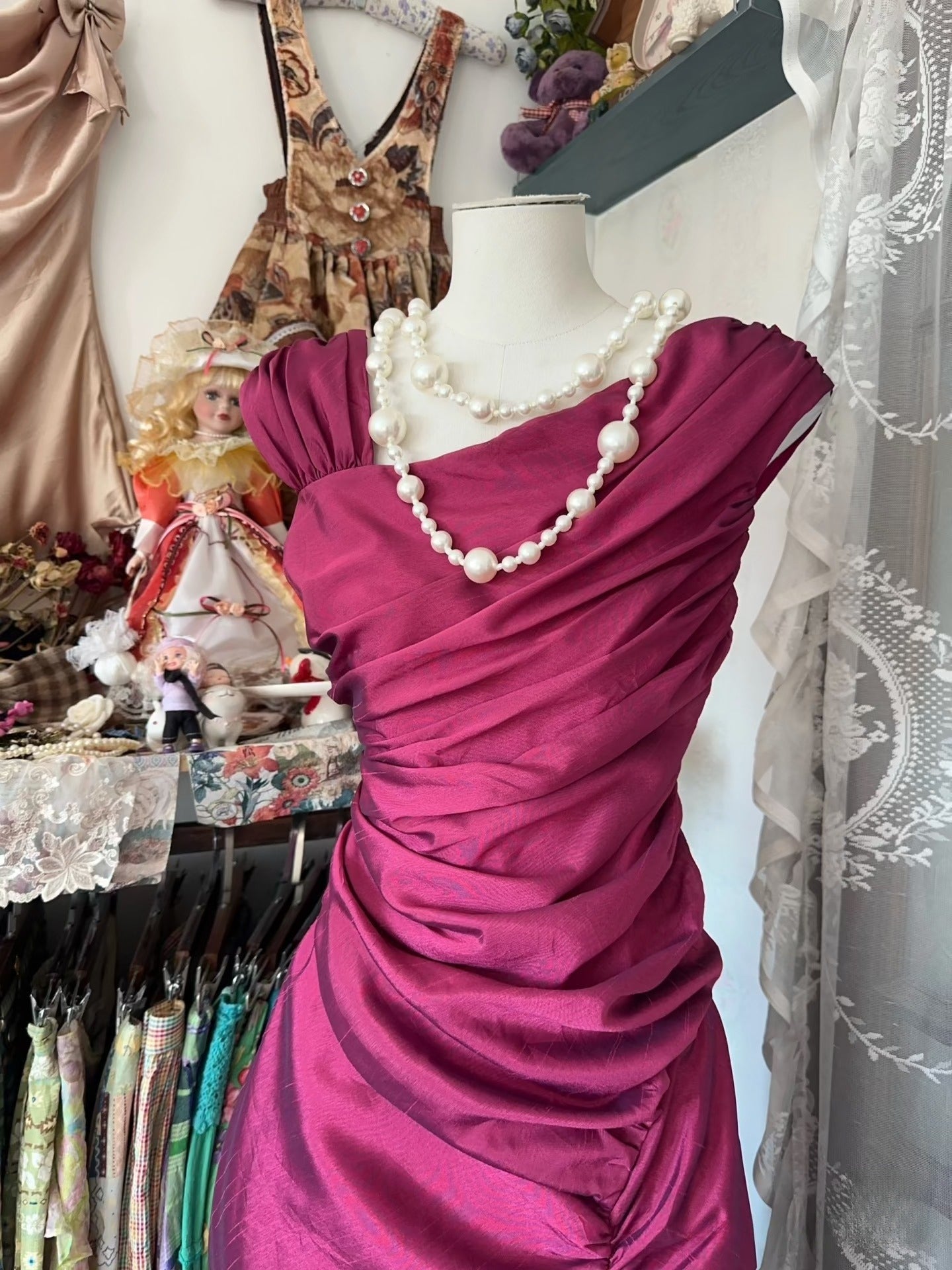 Vintage Fashion Mermaid Floor Length Hot Pink Satin Evening Dress Prom Dresses Secondary image