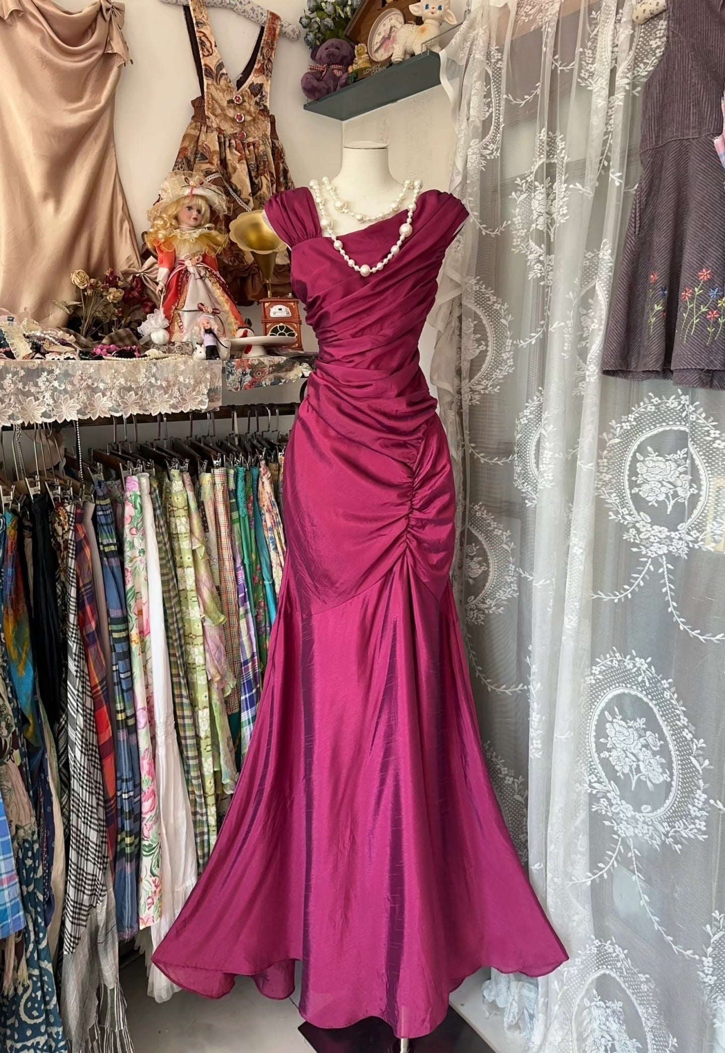 Vintage Fashion Mermaid Floor Length Hot Pink Satin Evening Dress Prom Dresses Main image