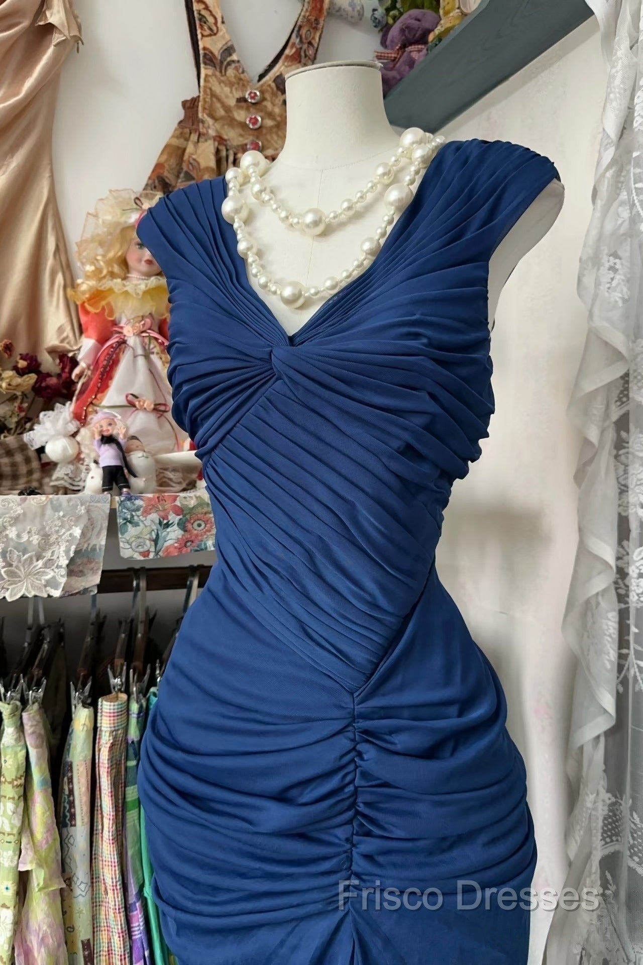 Vintage Fashion Mermaid V Neckline Navy Blue Floor Length Formal Dress Formal Prom Dress Secondary image