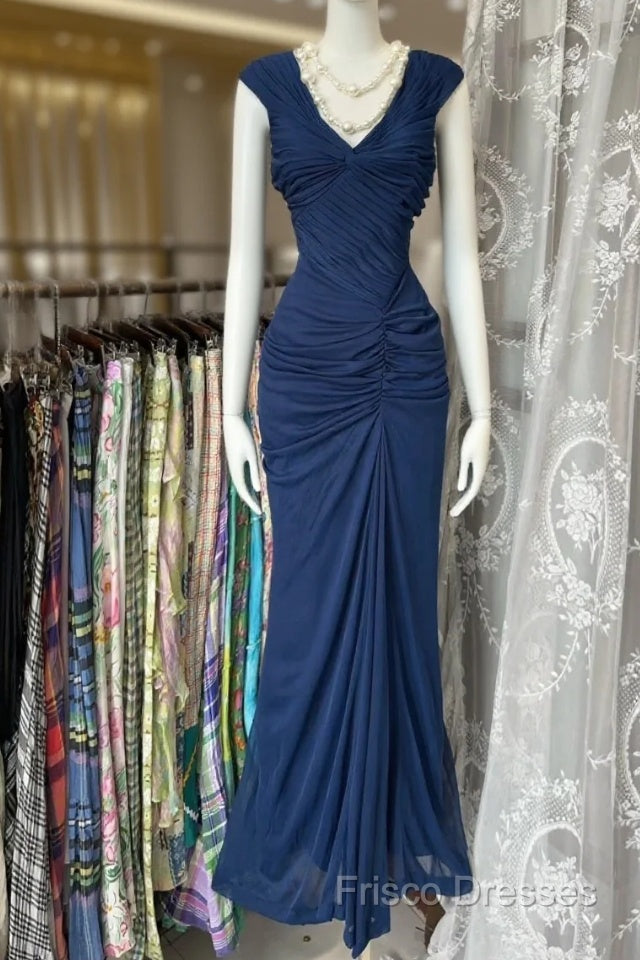 Vintage Fashion Mermaid V Neckline Navy Blue Floor Length Formal Dress Formal Prom Dress Main image