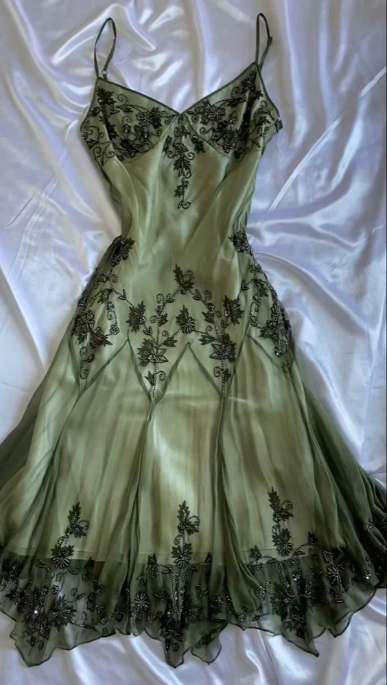 Vintage Green Spaghetti Straps Beaded Prom Dress Main image