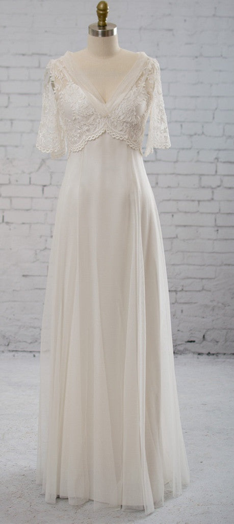 Vintage Half Sleeve V-Neck Elegant See Through Wedding Party Dresses