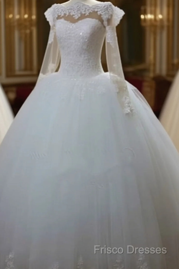 Vintage Lace Appliques Long Sleeves Tulle Wedding Dress Ball Gowns Main image