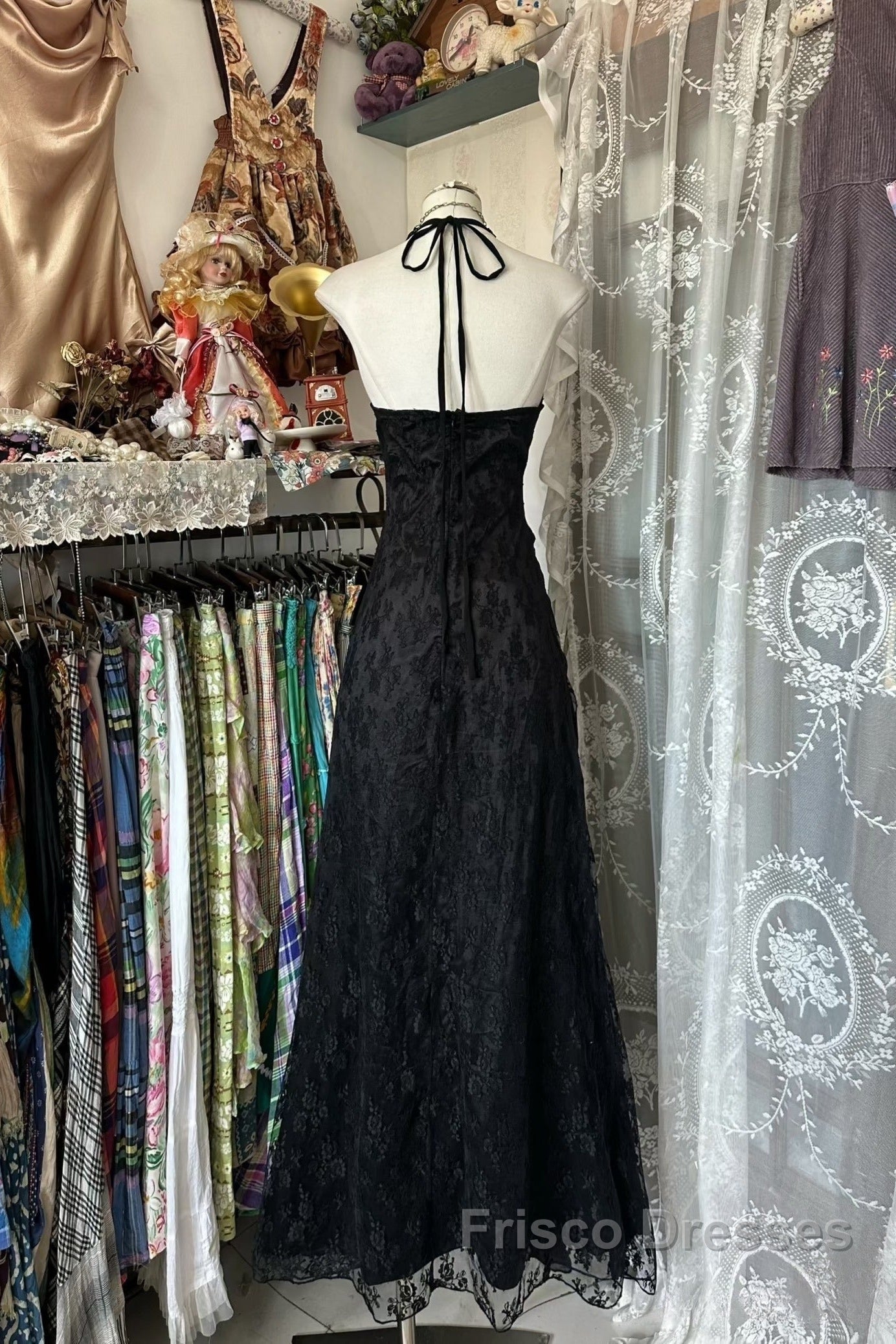 Vintage Mermaid Halter Sleeveless Long Black Lace Evening Dress Formal Prom Dress Secondary image