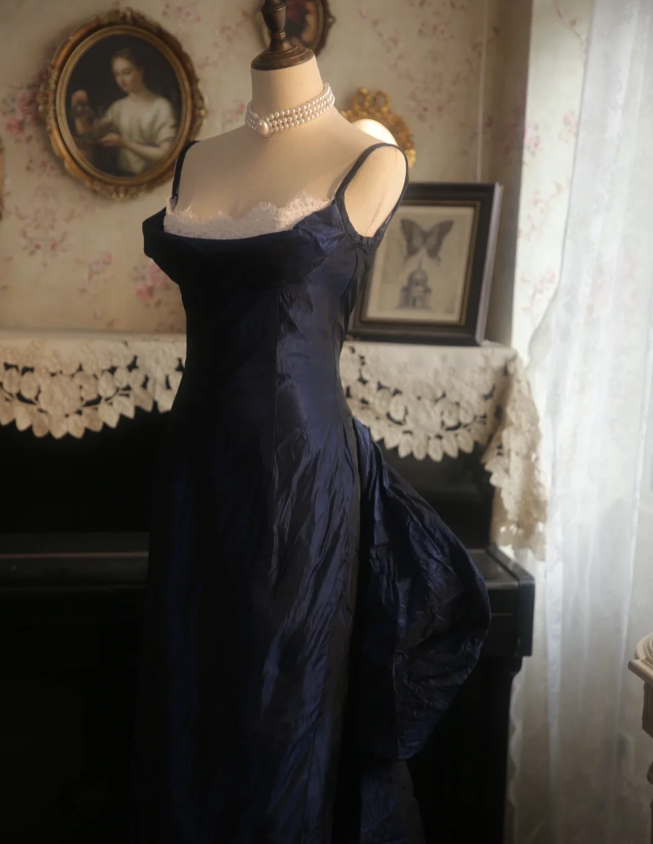 Vintage Navy Blue Mermaid Spaghetti Strap Square Neck Backless Satin Train Prom Dress Evening Dress