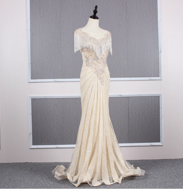 Vintage Off-White Mermaid Crew Neck Fringed Beaded Lace Train Prom Dress Evening Dress