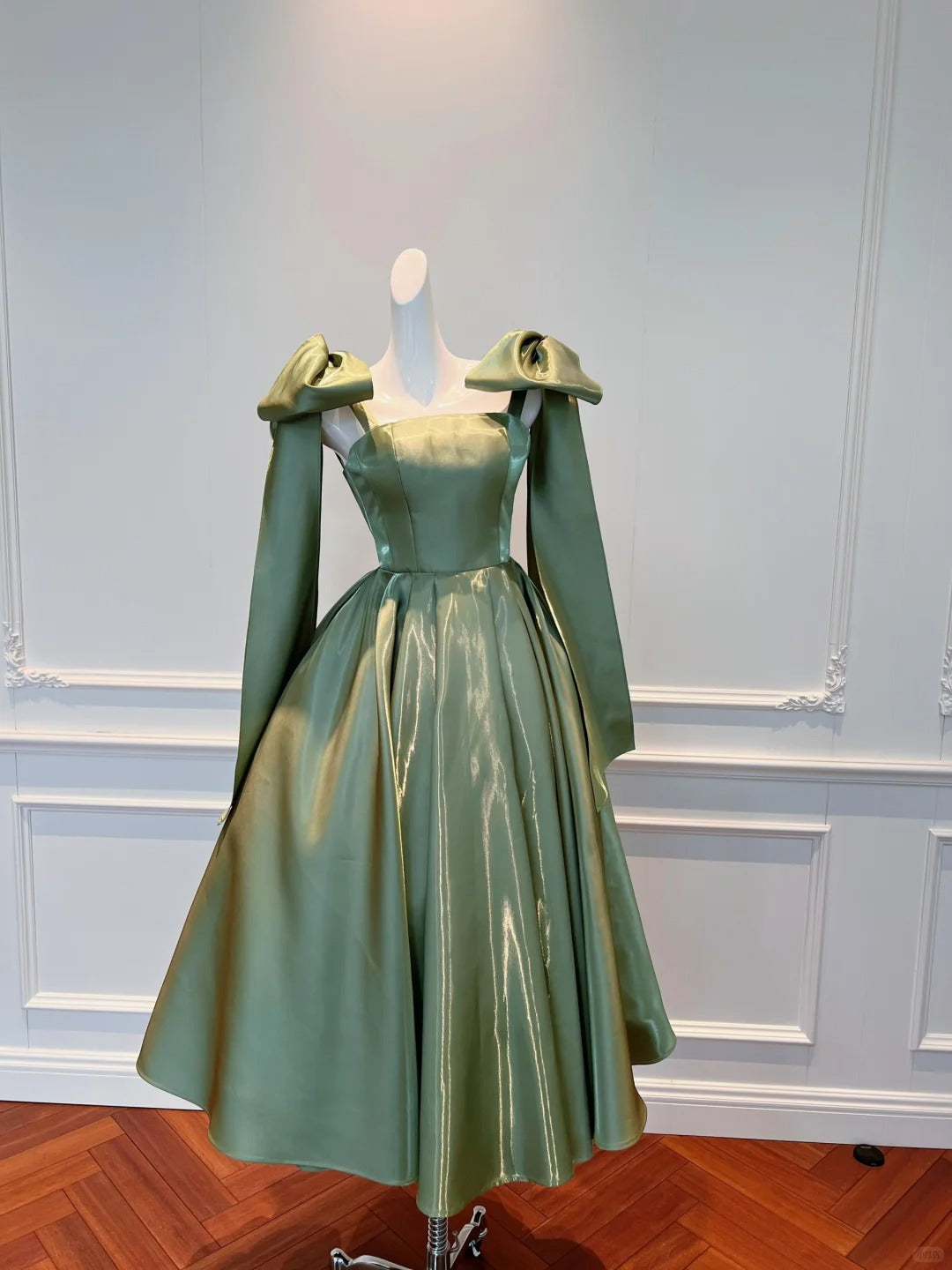 Vintage Olive Green A-Line Bow Strap Satin Tea-Length Prom Dress Evening Dress Main image