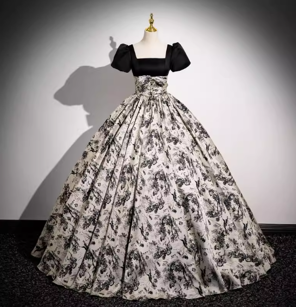 Vintage Printed Square Neck Puff Sleeve Velvet Ball Gown Evening Dress Sweet 16 Dress Main image