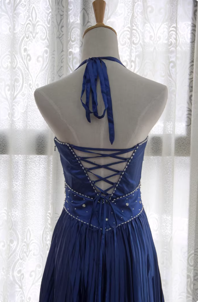 Vintage Royal Blue A-Line Halter Neck Rhinestone Satin Long Prom Dress Evening Dress