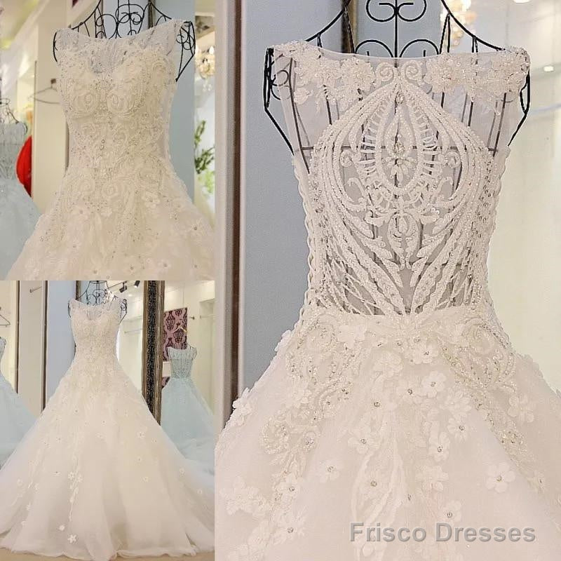Vintage Scoop Neck Pearl And Crystal Beaded Ball Gowns Wedding Dresses